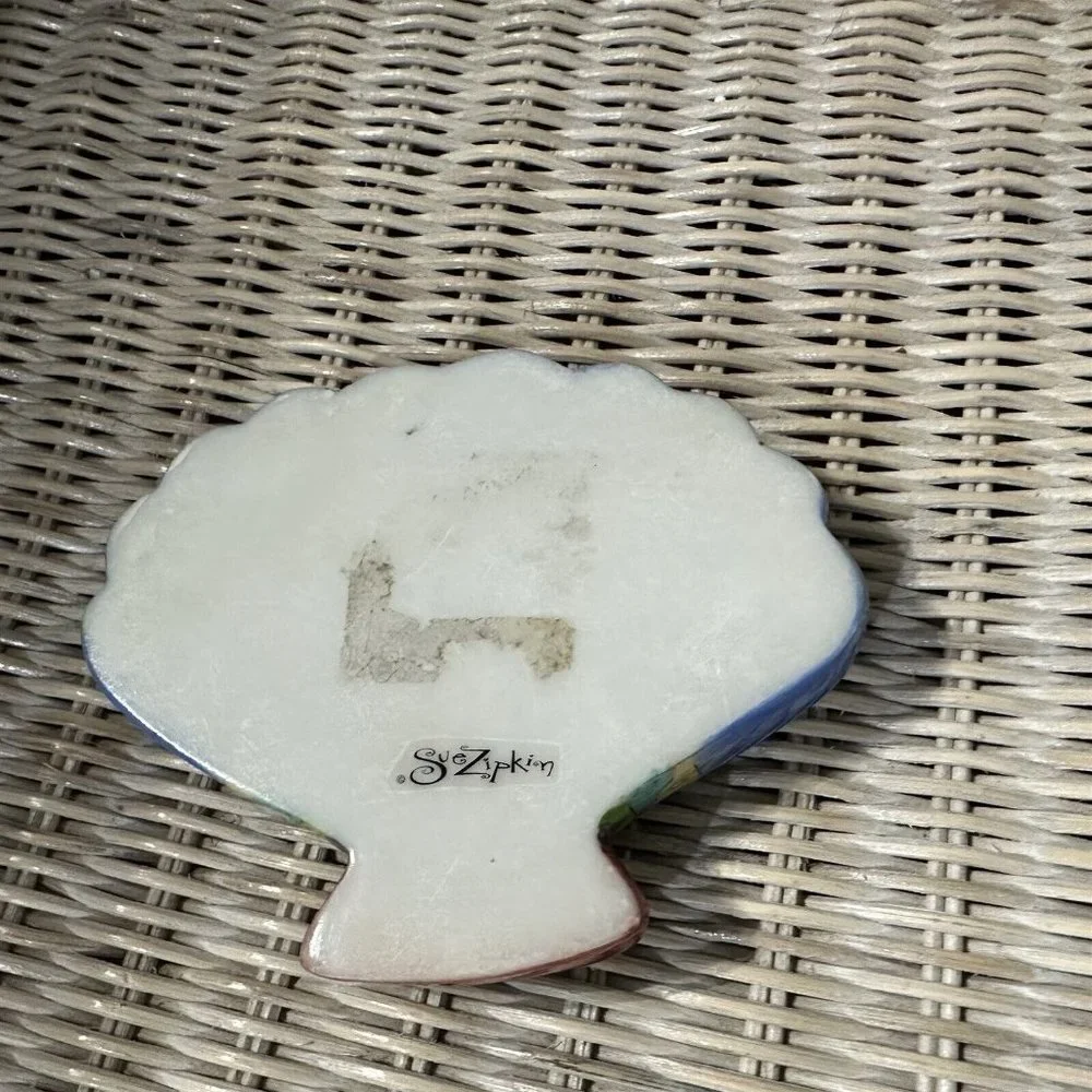 Sue Zipkin Shell SOAP DISH Scallop Seashell Blue